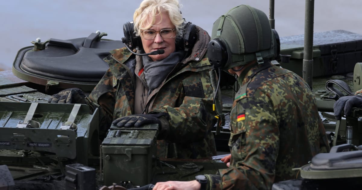 Министр обороны германии ламбрехт