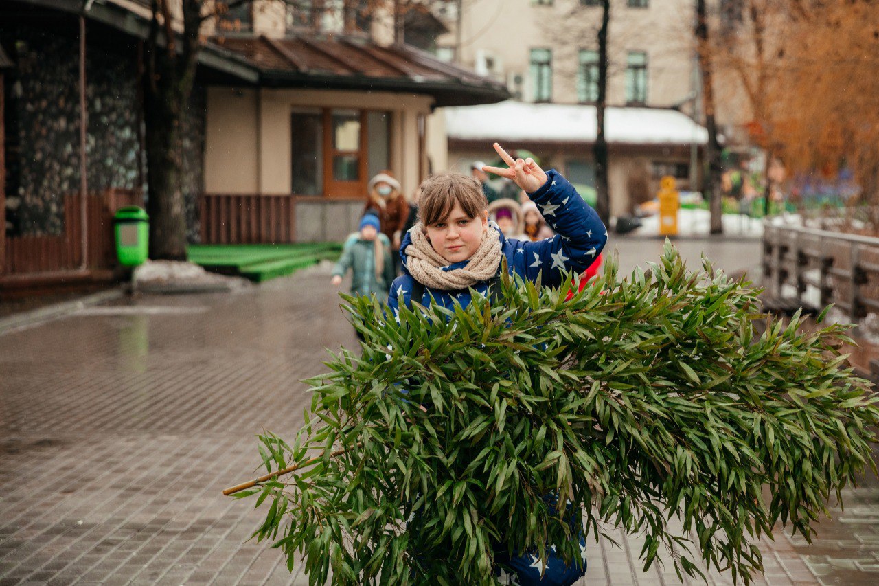 Новогодний зоопарк. Зоопарк в новогодние праздники. Работа зоопарка в новогодние праздники в москве. Зоопарк новый уренгой. Работа зоопарка в новогодние праздники в москве.