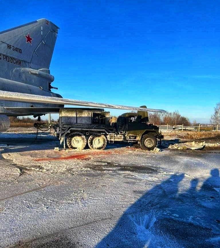 Повреждения самолетов на аэродроме Дягилево &mdash; Публикация на TGStat">



